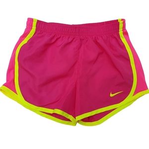 NIKE Girls Dri-FIT Athletic Running Shorts in Pink/Neon Green, size 6x